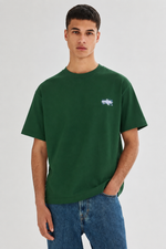 Street Culture Graphic Tee — Oversized Fit